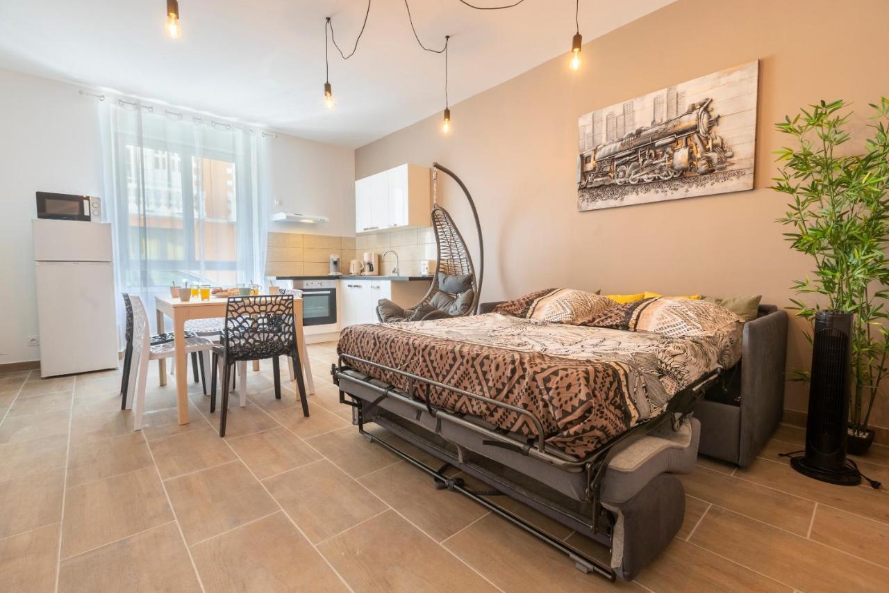 Loc Trotteur Le Cacao - Balneo, Gare Lourdes Apartment Exterior photo